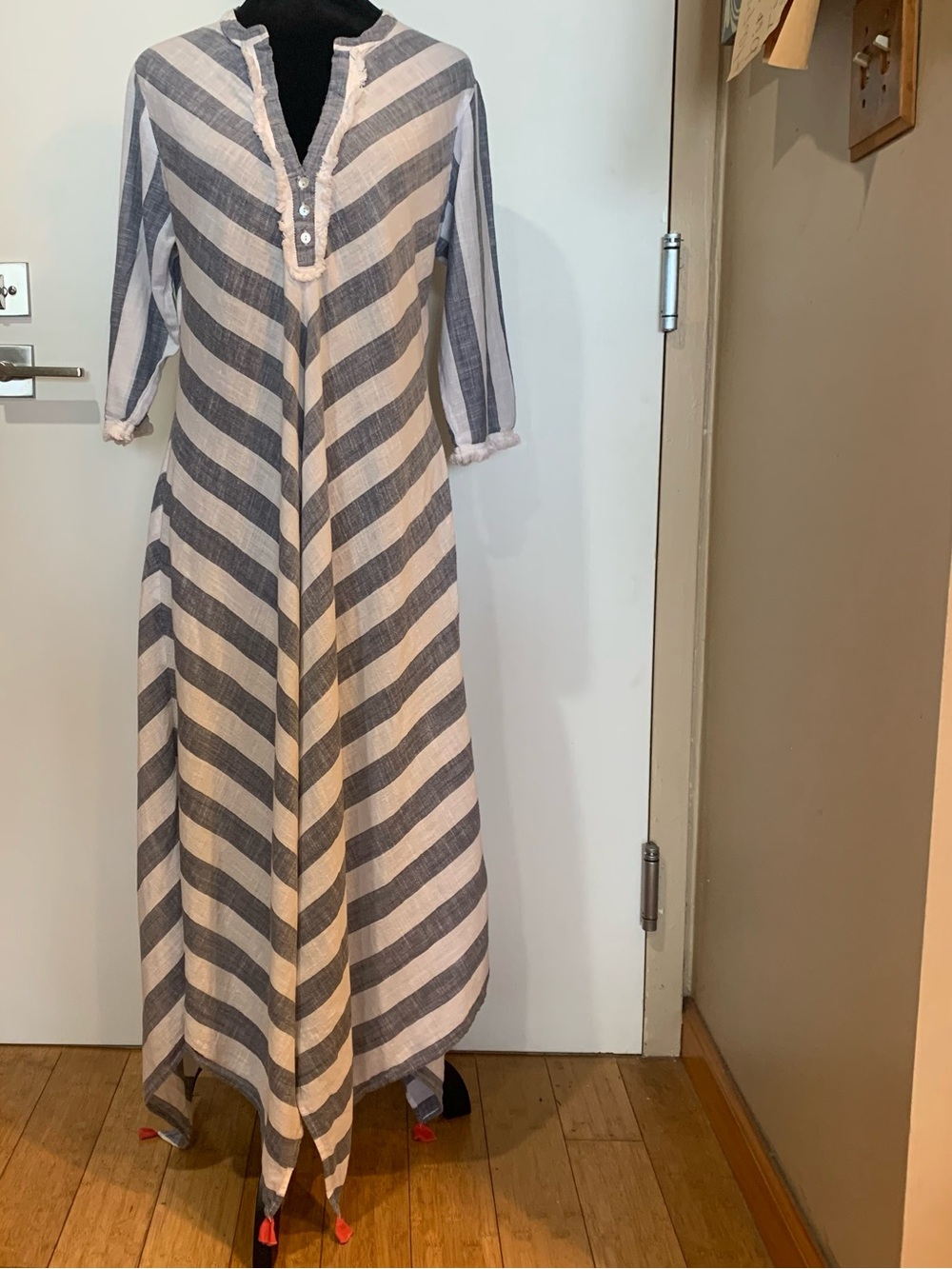 Roller Rabbit Women Small Blue Striped Fringe & Tassle Detail V-Neck Maxi Dress